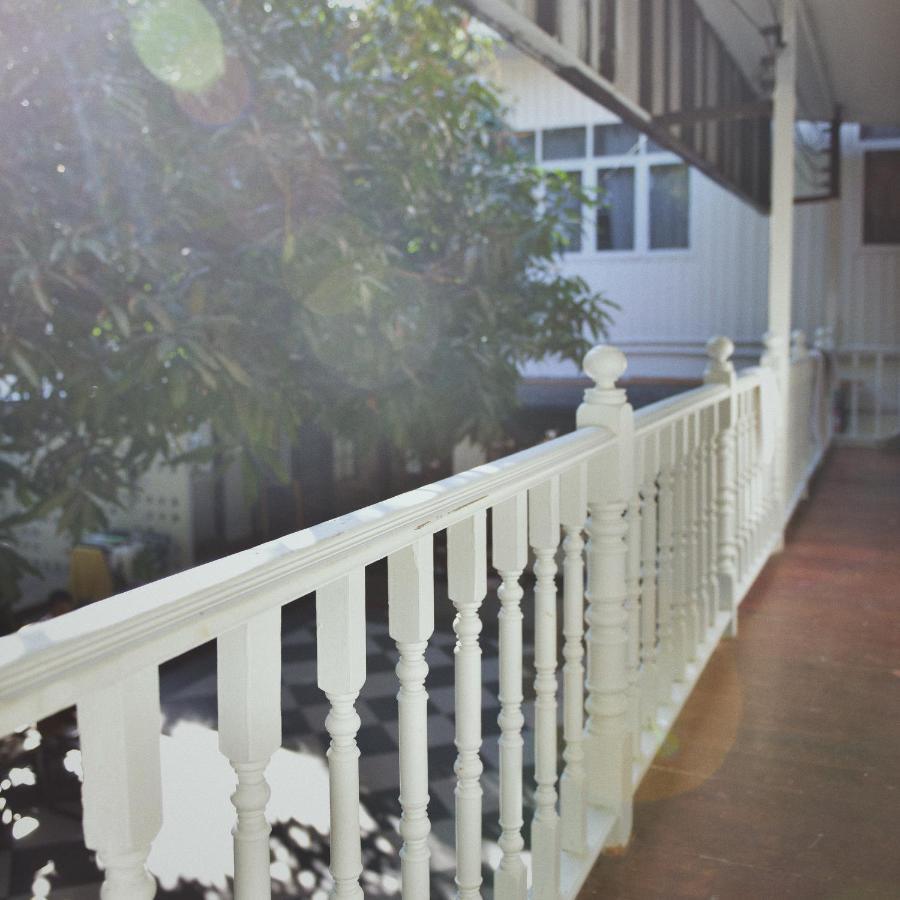 The Hidden House Albergue Bangkok Exterior foto